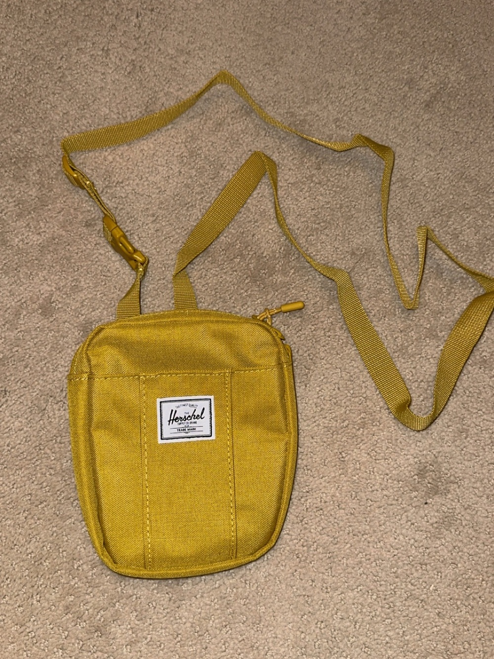 Herschel Compact Crossbody Bag in Mustard Yellow